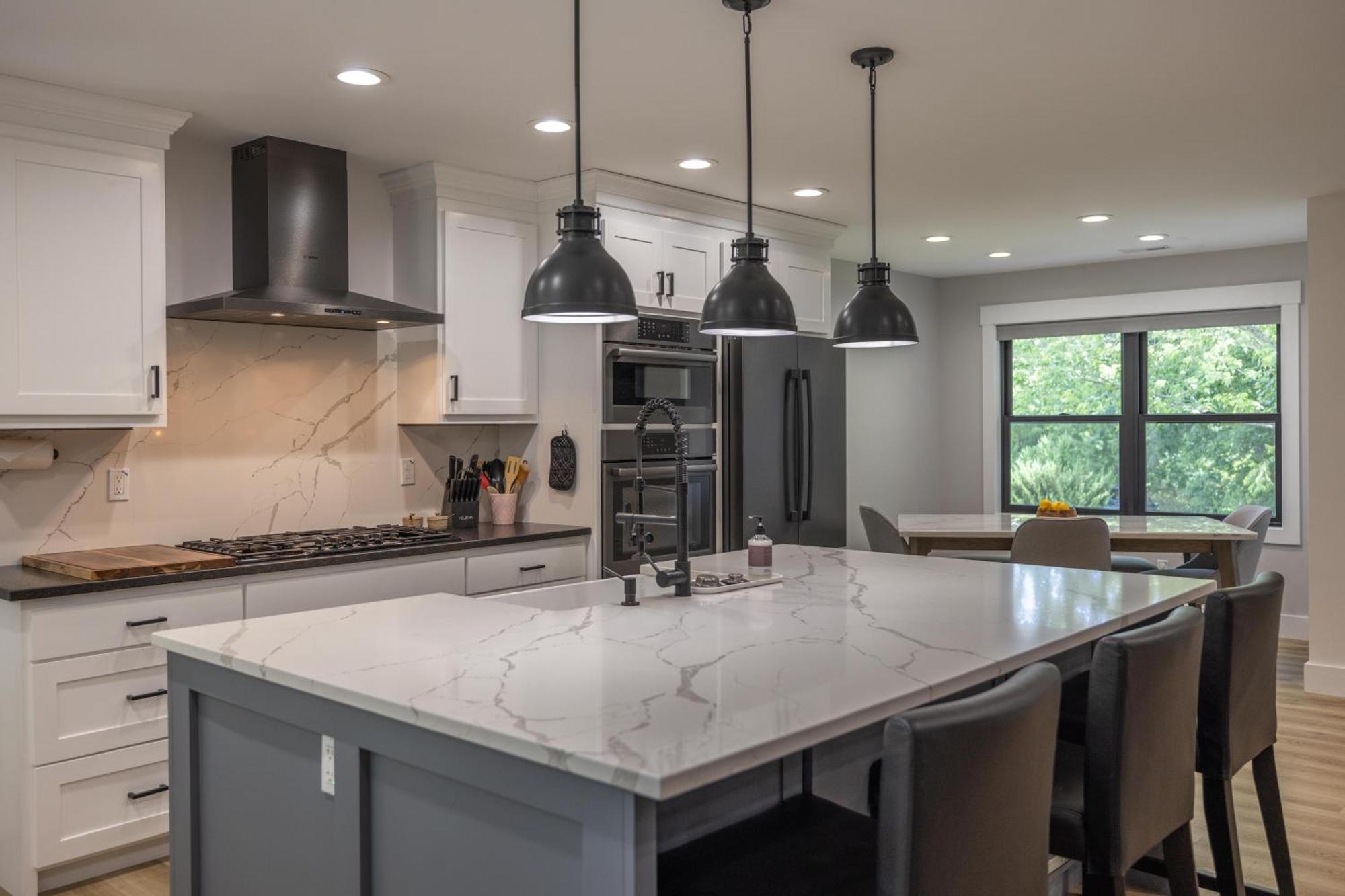 فيلا Mid-Century Modern Impeccable Remodel With Hot Tub آشفيل المظهر الخارجي الصورة